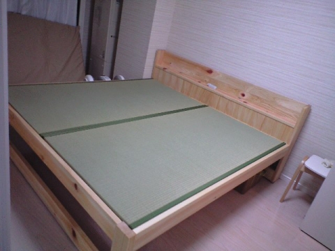 棚付きひのきベッド