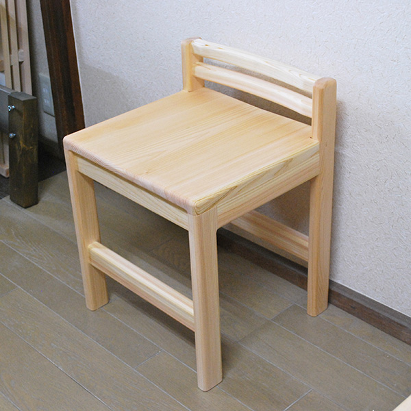 職人手仕事仕上げのひのき椅子
