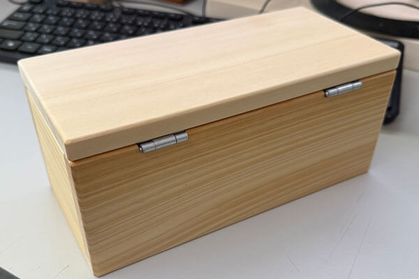 サイズオーダーできる無垢ひのきのコレクションボックス 2509027