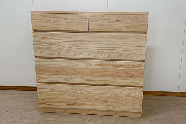 無垢ひのき材で製作したシンプルなチェスト(整理タンス)2507014