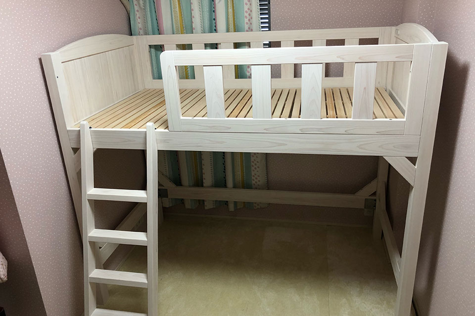 長さ短めのロフトベッド 192cmのスペースにもピッタリって 東京のロフトベッド購入のお客様の声