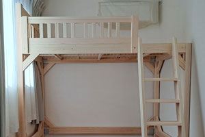 壁と壁の間に設置する 短めのベッド ひのきオーダーベッド ロフトベッド