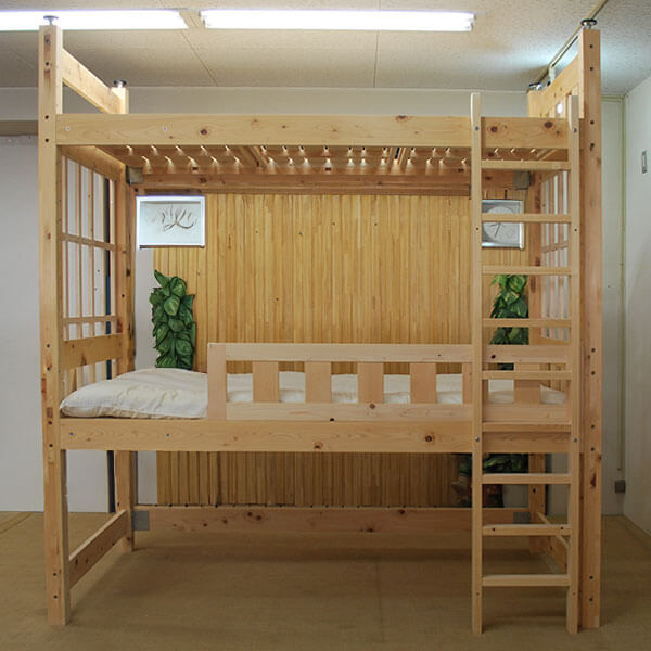 ロフトベッドで縦の空間を生かし、収納力を倍増する提案　ひのき家具ヒノキ・ワークス　　